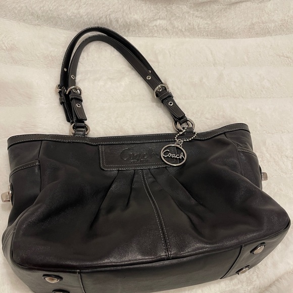 Coach Vintage Leather Tote - Black - Picture 7 of 12